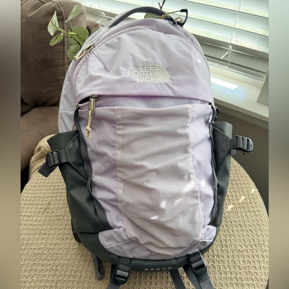 osprey backpack covers Ultralight Raincover Color:Rose Dawn/Slate Rose price-$100-150 THE NORTH FACE RECON it is easy to